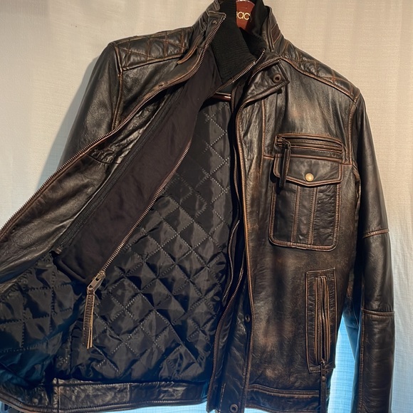 Leather motorcycle jacket. - Picture 3 of 9